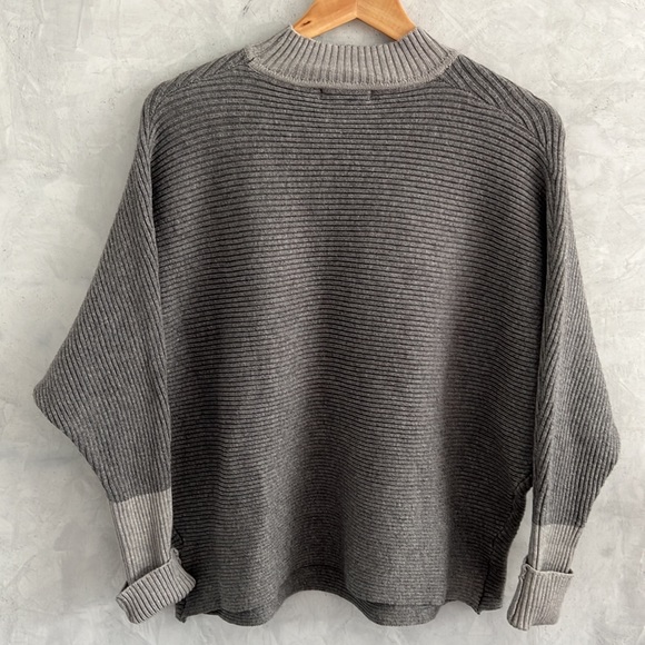 Kaily K Grey Womens Sweater with Dolman Sleeves, 2x, NWT - Picture 4 of 8